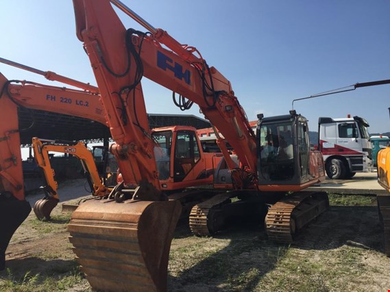 Used Fiat-Kobelco E215 Excavator for Sale (Auction Premium) | NetBid Slovenija